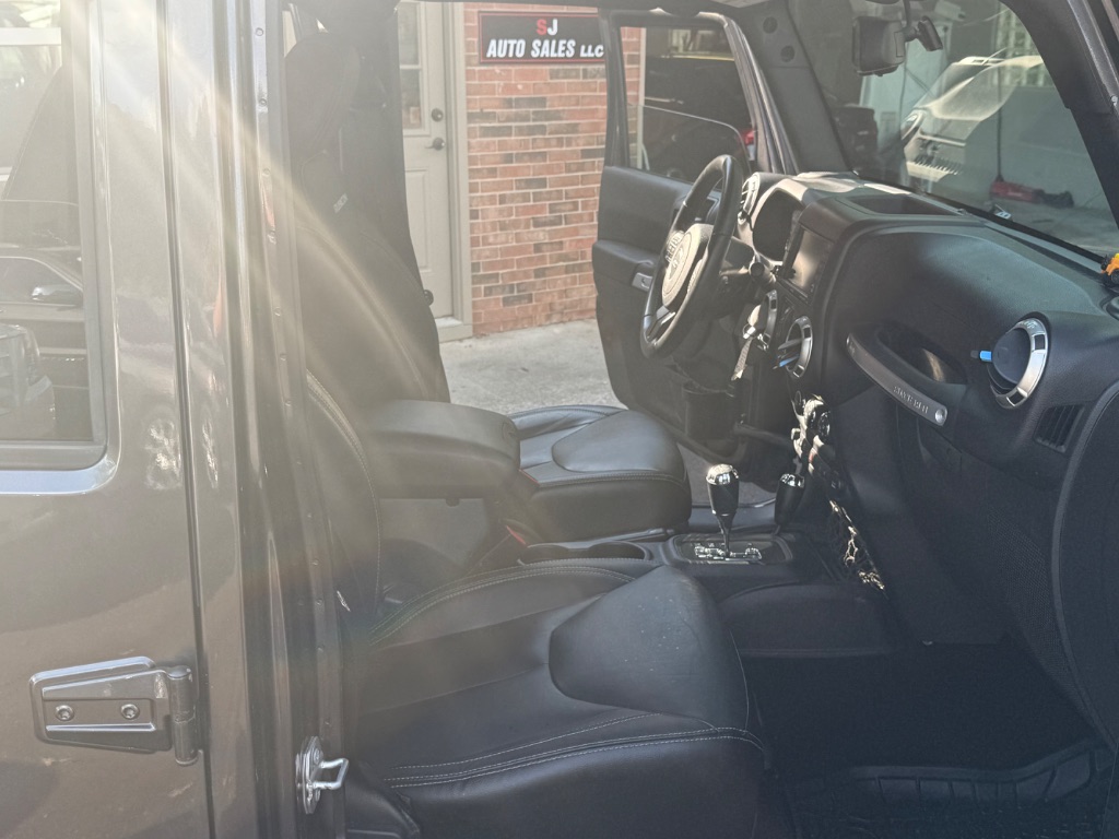 2017 Jeep Wrangler Unlimited Rubicon - Photo 23