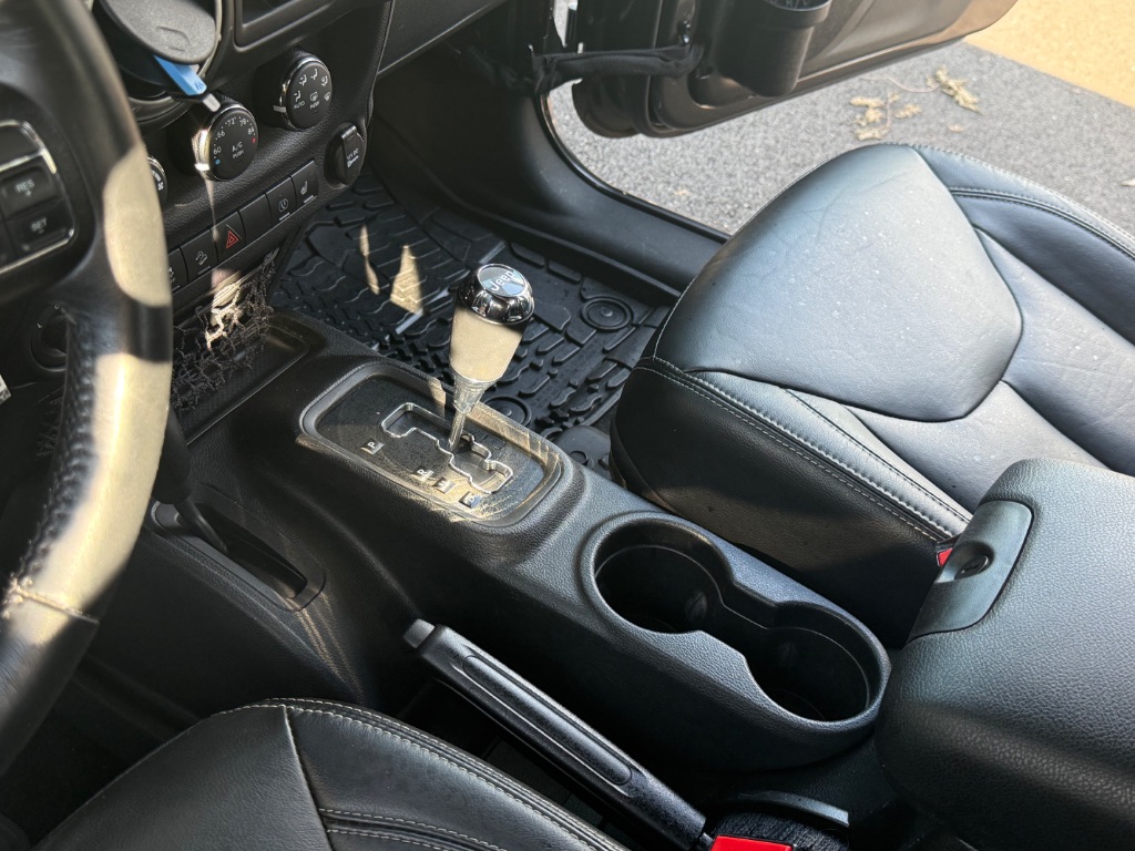 2017 Jeep Wrangler Unlimited Rubicon - Photo 13