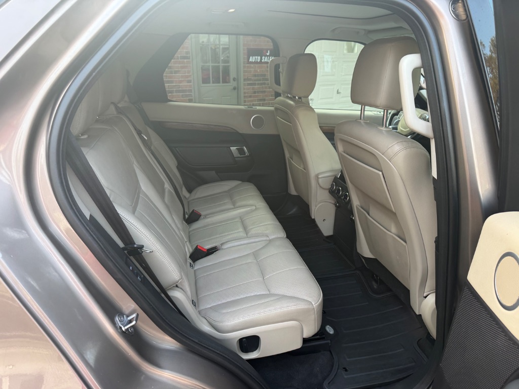2017 Land Rover Discovery HSE - Photo 19